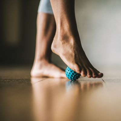 13. Fuß- und Handmassagegerät 61356