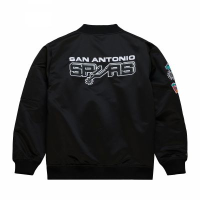 2. Mitchell & Ness Leichte Satin-Bomberjacke San Antonio Spurs M SJKT6599-SASYYPPPBLCK
