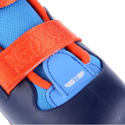 8. FunActiv Zoomy verstellbare Rollschuhe