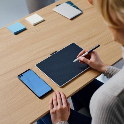 4. WACOM One-N GT-130005 Kleines Stifttablett