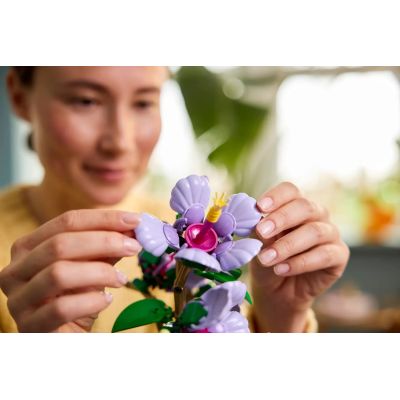 11. LEGO 10372 Botanische Kollektion – Hibiskus