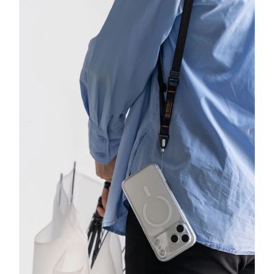 7. Ringke Lanyard Strap Crossbody Phone Lanyard - Schwarz