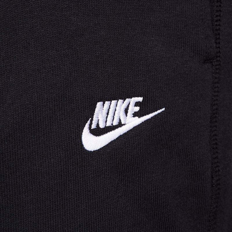 4. Nike Club Fleecehose FQ4330-010