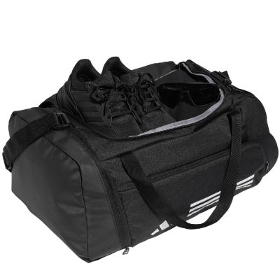 16. adidas Essentials 3-Streifen Reisetasche M IP9863