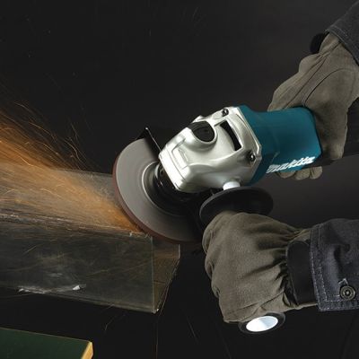 4. 1300W 125mm GA5050R MAKITA Winkelschleifer