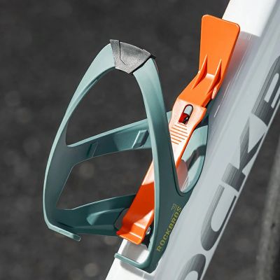3. Rockbros 310013002 ROAD TO SKY Flaschenhalter mit Reifenheber - Blau-Orange