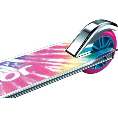 3. Razor – Ein Batik-Kinderroller