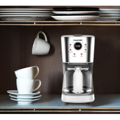 4. Blaupunkt CMD802WH Filterkaffeemaschine, 900 W