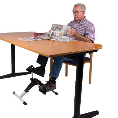 4. VIRTUFIT V2 FALTBARES INDOOR-FAHRRAD/FAHRRADTRAINER MIT COMPUTER