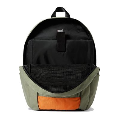 3. Champion Rucksack 806243 GS156 OLVN