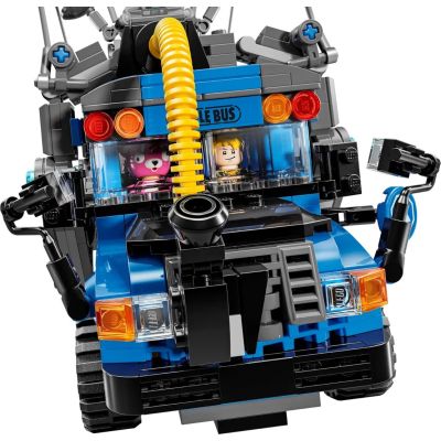 4. LEGO FORTNITE 77073 Battle Bus