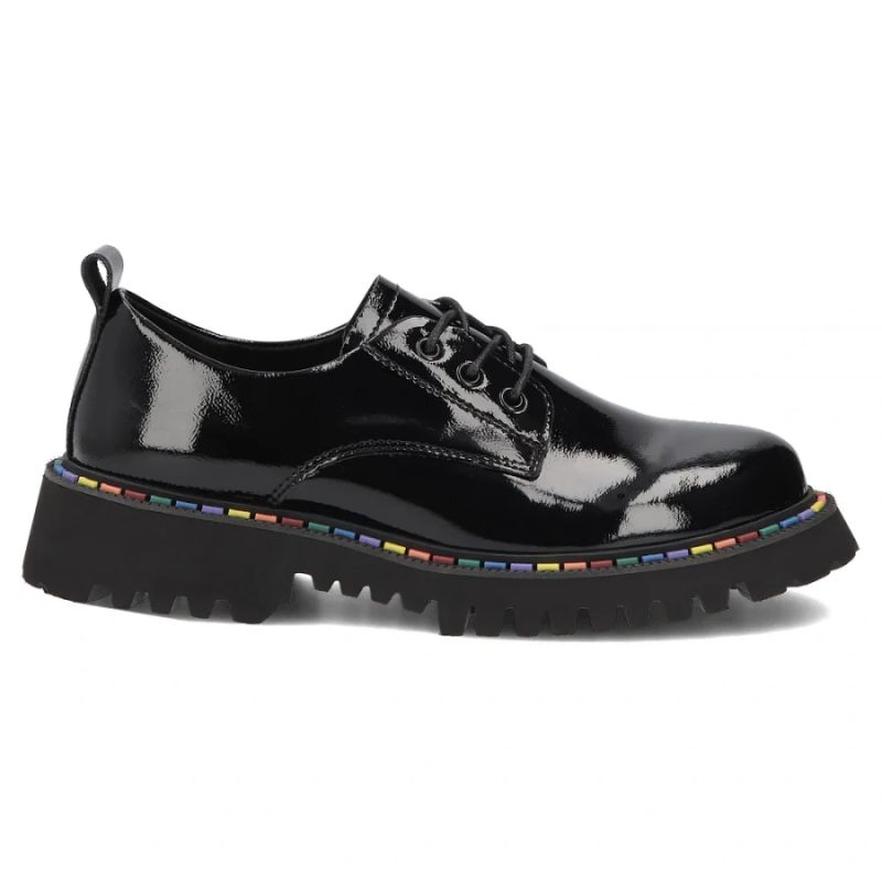 2. Damenschuhe aus Lackleder, schwarz, Filippo DP8341
