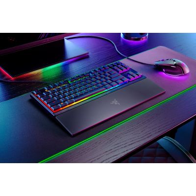 5. Razer Ornata V3 Tenkeyless Gaming-Tastatur USB QWERTZ Schwarz