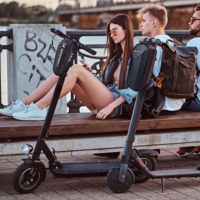 13. Wozinsky Wasserdichte Scooter-Lenkertasche 2L Schwarz (WSB3BK)
