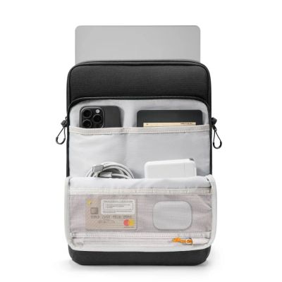 4. Tech-Protect Defender VR Laptoptasche 15-16 - Schwarz