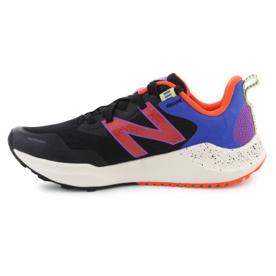 4. New Balance WTNTRCK4