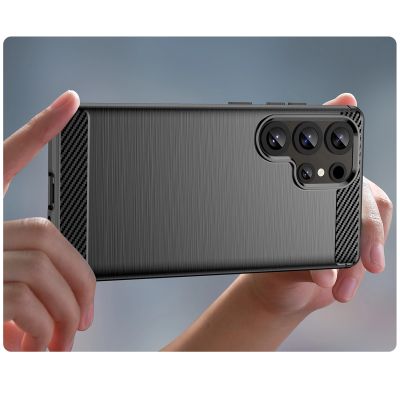 6. Carbon Case Silikonhülle für Samsung Galaxy S25 Ultra - Schwarz