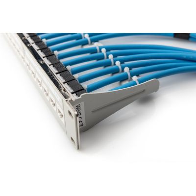 12. Digitus Installationskabel Cat.6A, U/FTP, B2ca, AWG 23/1, LSOH, 100 m, Blau, Karton