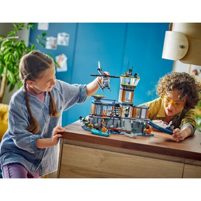 20. LEGO City 60419 Polizei auf der Gefängnisinsel