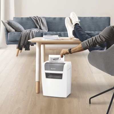 9. Leitz IQ Home Aktenvernichter, P4, 6 Blatt, 15-Liter-Auffangbehälter
