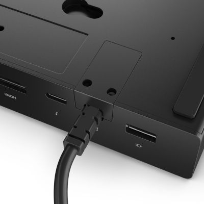 2. Lenovo ThinkPad USB4 5500 Smart Dockingstation (mit 135-W-Netzteil) | Anzahl DisplayPorts: 2 | Anzahl HDMI-Anschlüsse: 1 | 100 W