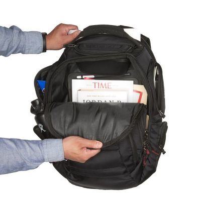 17. OGIO RUCKSACK GAMBIT SCHWARZ P/N: 111072_03