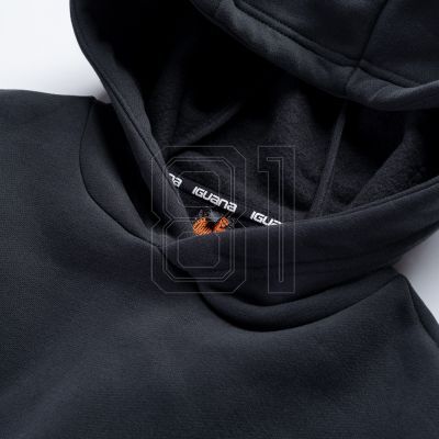 4. Pirumo W Sweatshirt