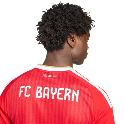 6. adidas FC Bayern Heimtrikot 26/27 rot KQ6513