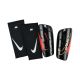 Nike Mercurial FlyLite SuperLock Fußball-Schienbeinschoner Schwarz DN3608 011