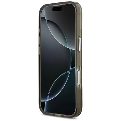 5. Guess IML Gradient Triangle Logo MagSafe Hülle für iPhone 17 - oliv