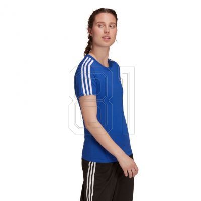 7. adidas Loungewear Ess W T-shirt H07815