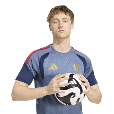 4. adidas FC Bayern 26/27 Trainingsshirt JSY M KF1040