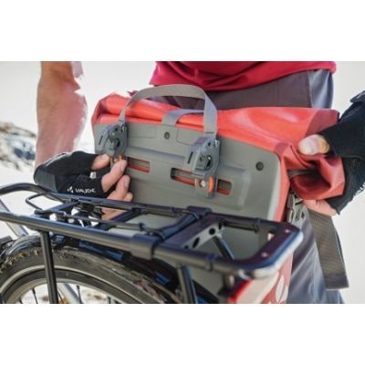 5. Vaude Aqua Back Fahrradtasche - Schwarz