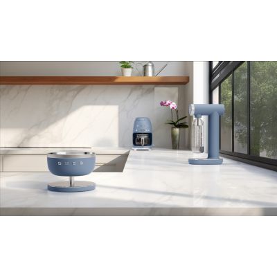 11. Smeg KSC01SBMWW Küchenwaage, blau, rundes Oberteil, elektronische Küchenwaage