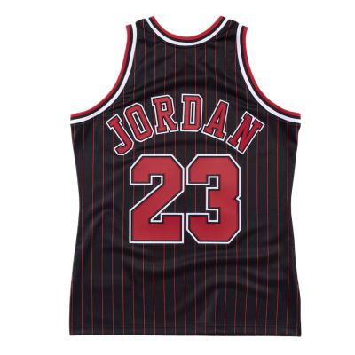 2. Mitchell & Ness Michael Jordan Chicago Bulls 1995/96 Authentic Jersey - AJY4AC18126-CBUBLCK96MJO