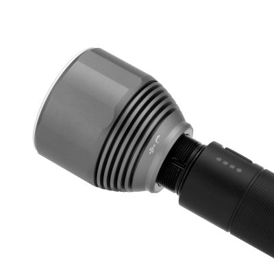 3. NexTool NE0126 LED-Taschenlampe, 2000 lm, 380 m Leuchtweite, 140 h Akkulaufzeit