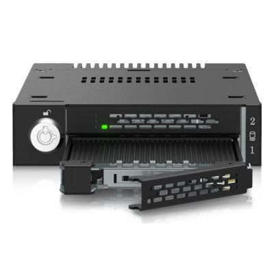2. IcyDock M.2 PCIe NVMe SSD Mobile Rack für externe 3,5" 4i 2x