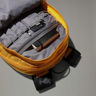 6. The North Face Borealis Classic Rucksack, Schwarz, Orange, Nylon