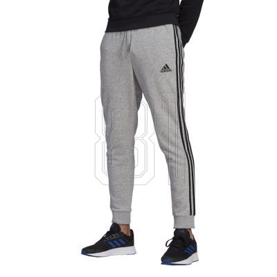 2. adidas Essentials Fleece M GK8824 Hose