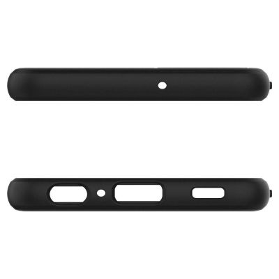 7. Spigen Rugged Armor Hülle für Samsung Galaxy A52 / A52S - Mattschwarz