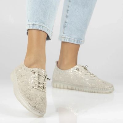 6. Beige Lederschuhe mit Gummibändern Filippo DP7810