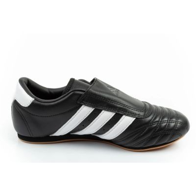 4. Adidas Damen Taekwondo-Sportschuhe, schwarzes Leder, zum Hineinschlüpfen