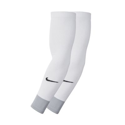 Nike MatchFit CU6419-100 Fußballsocken