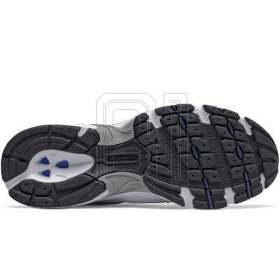 8. New Balance M MR530SG Schuhe