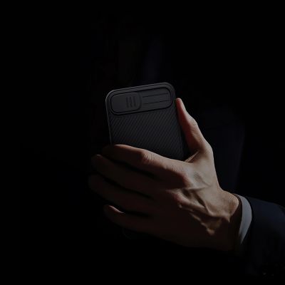 13. Nillkin CamShield Pro Magnethülle für iPhone 16e / 17e – Schwarz