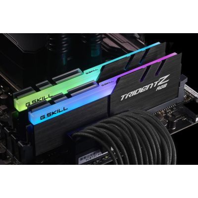 8. G.SKILL TridentZ RGB F4-3200C16D-16GTZR Arbeitsspeicher (DDR4 DIMM; 2 x 8 GB; 3200 MHz; CL16)