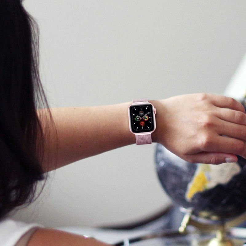 13. Tech-Protect MilaneseBand für Apple Watch 4 / 5 / 6 / 7 / 8 / 9 / SE (38/40/41 mm) – Schwarz