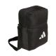 9. adidas Essentials Organizer-Tasche JM7152