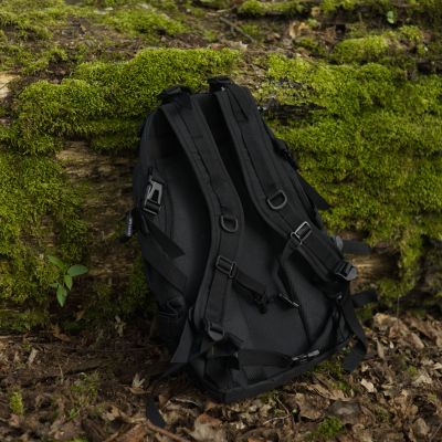 21. Offlander Survival Trekker 25L Rucksack OFF_CACC_34BK