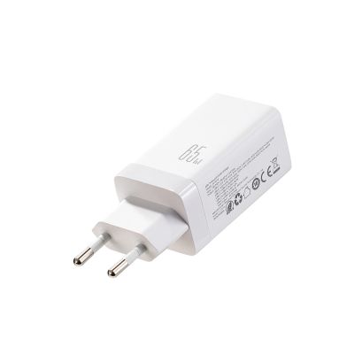 2. Joyroom JR-TG10 65W GaN 2x USB-C + USB-A Wandladegerät mit 100W USB-C - USB-C 1,2m Kabel - weiß